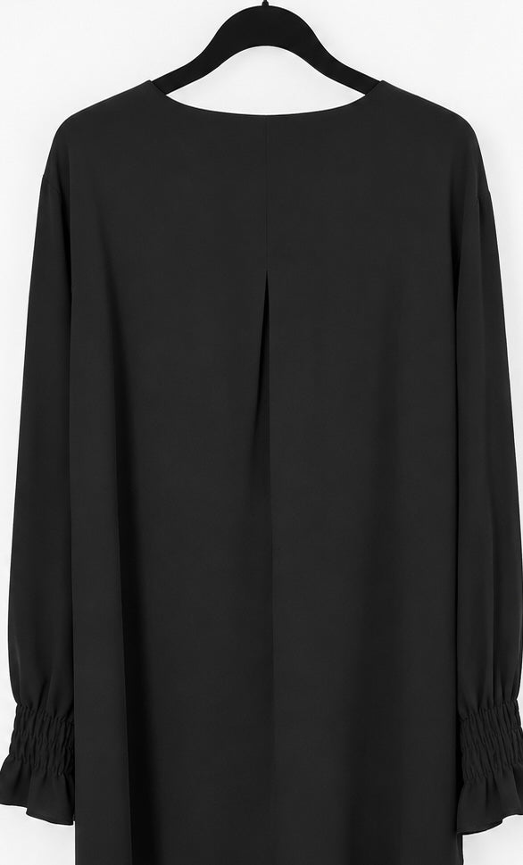 Vine & Love Black V-Neck Button-Front Blouse